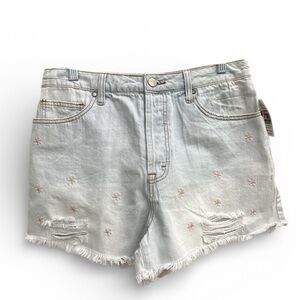 Easel Factory Distressed Frayed Denim Shorts Embroidered Daisies Size Medium New